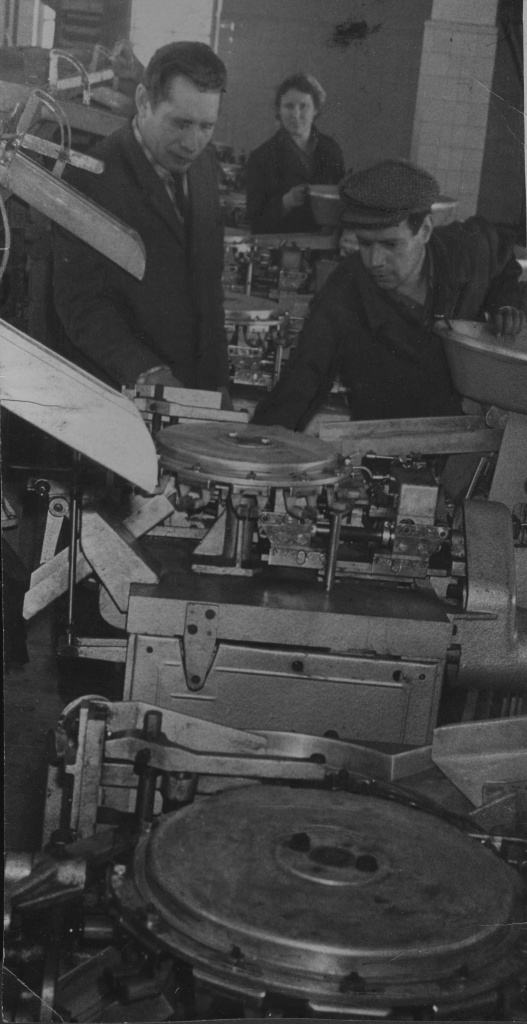 ГАПК. Фотофонд, П-2197, позитив. Карамельный цех кондитерской фабрики, 1965 г..jpg ГАПК. Фотофонд, П-2197, позитив. Карамельный цех кондитерской фабрики, 1965 г..jpg